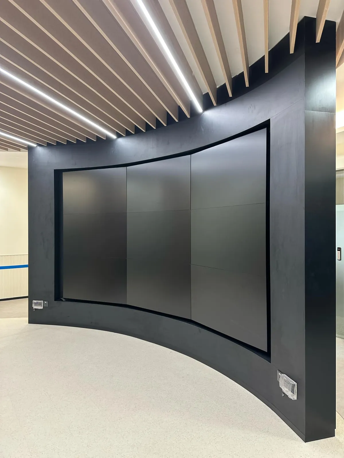 Curved LED wall